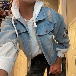 PATCHED JEAN JACKET